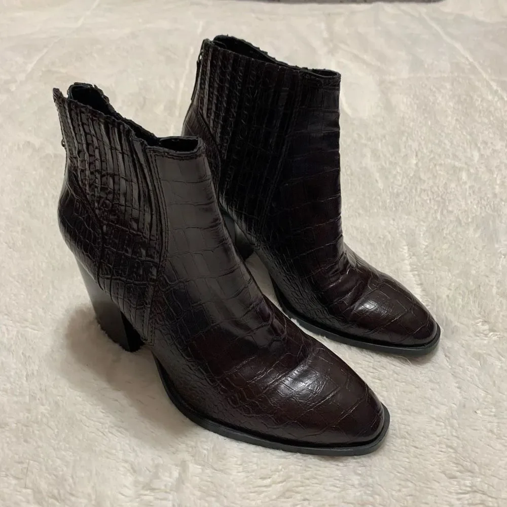 Zara Burgundy Brown Embossed Animal Print Ankle Boots Booties - Picture 2 of 6